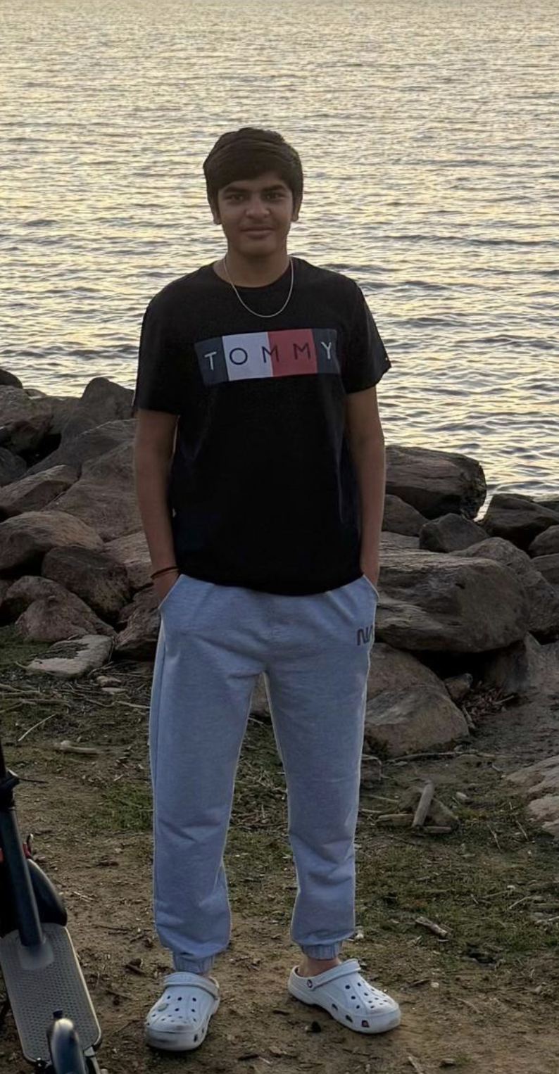 Avi Barvaliya portrait